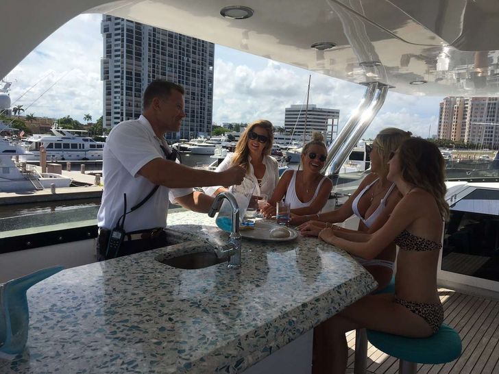 LEGENDARY Northcoast 120 Top Deck Bar LEGENDARY Northcoast 120 Top Deck Bar