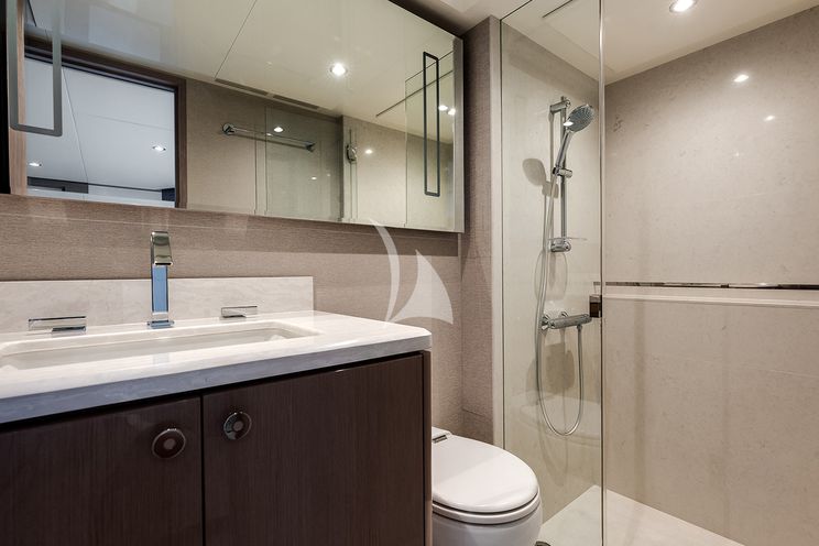 Charter Yacht 50 FIFTY - Ocean Alexander 32L - 5 Cabins - Nassau - Exumas - Bahamas