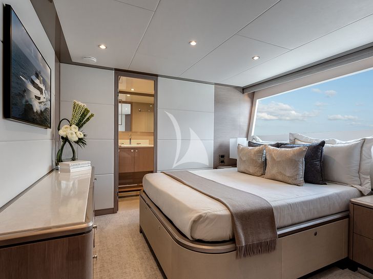 50 FIFTY Ocean Alexander 32L - VIP cabin 2 50 FIFTY Ocean Alexander 32L - VIP cabin 2