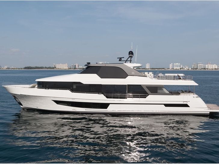 50 FIFTY Ocean Alexander 32L - main profile 50 FIFTY Ocean Alexander 32L - main profile