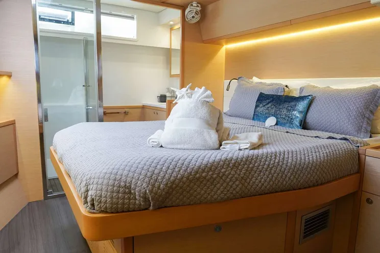 Charter Yacht SOUTHERN COMFORT - Lagoon 520 - 4 Cabins - St Thomas - St John - St Croix