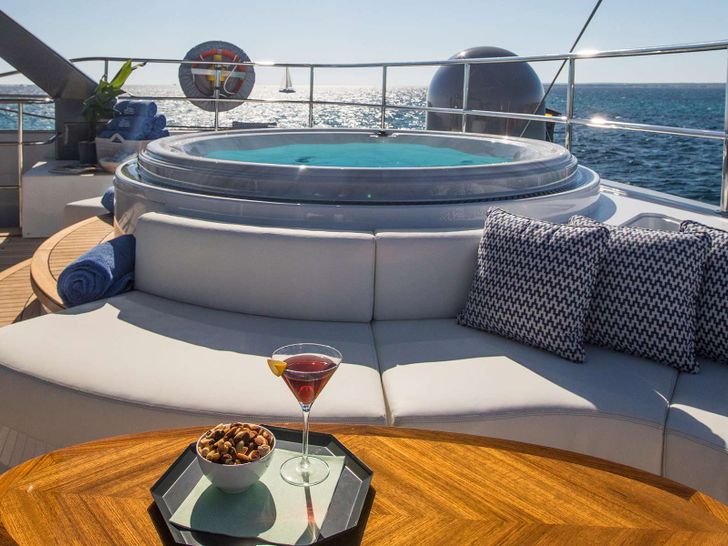 CARTOUCHE Blue Coast 95 - jacuzzi CARTOUCHE Blue Coast 95 - jacuzzi