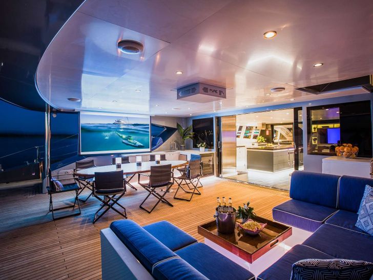 CARTOUCHE Blue Coast 95 - aft deck at night CARTOUCHE Blue Coast 95 - aft deck at night