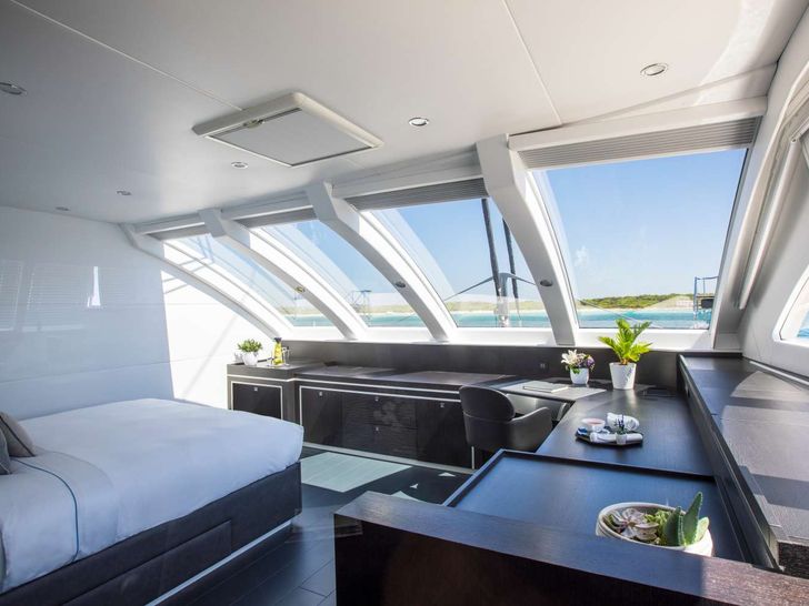 CARTOUCHE Blue Coast 95 - master cabin CARTOUCHE Blue Coast 95 - master cabin