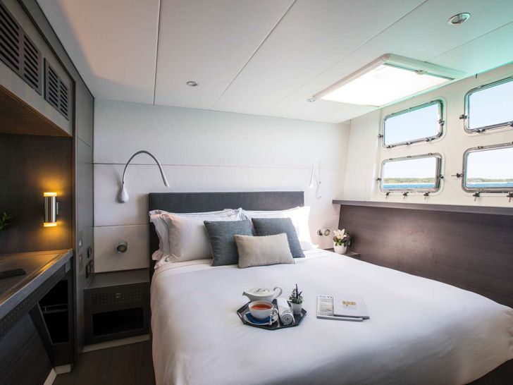 CARTOUCHE Blue Coast 95 - VIP cabin CARTOUCHE Blue Coast 95 - VIP cabin