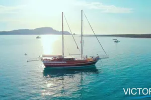 VICTORIA - Fethiye Shipyard 25m Gulet - 6 Cabins - Olbia - Porto Cervo - La Maddalena - Sardinia - Italy VICTORIA - Fethiye Shipyard 25m Gulet - 6 Cabins - Olbia - Porto Cervo - La Maddalena - Sardinia - Italy