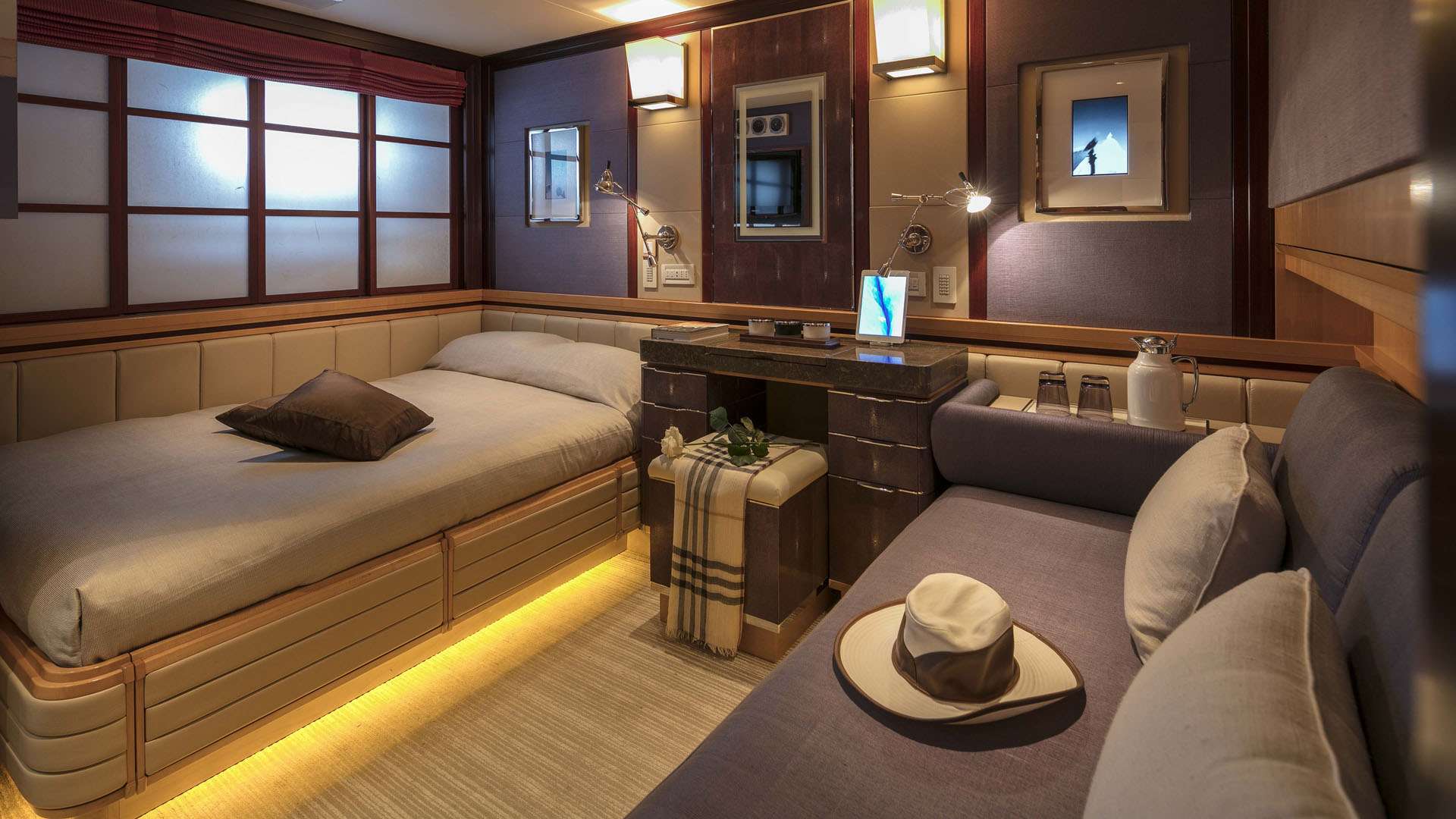 Charter Yacht PEGASUS - Feadship 52m - 6 Cabins - Athens - Mykonos - Paros - Santorini - Cyclades - Greece