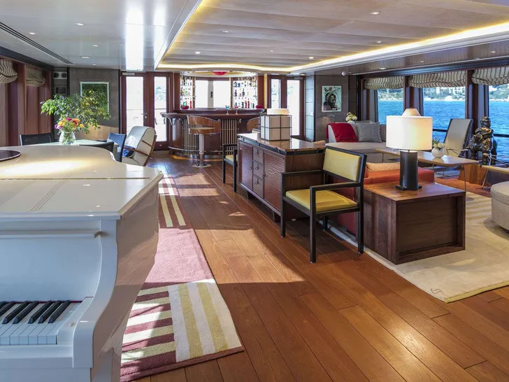 PEGASUS Feadship 52m - sky lounge PEGASUS Feadship 52m - sky lounge