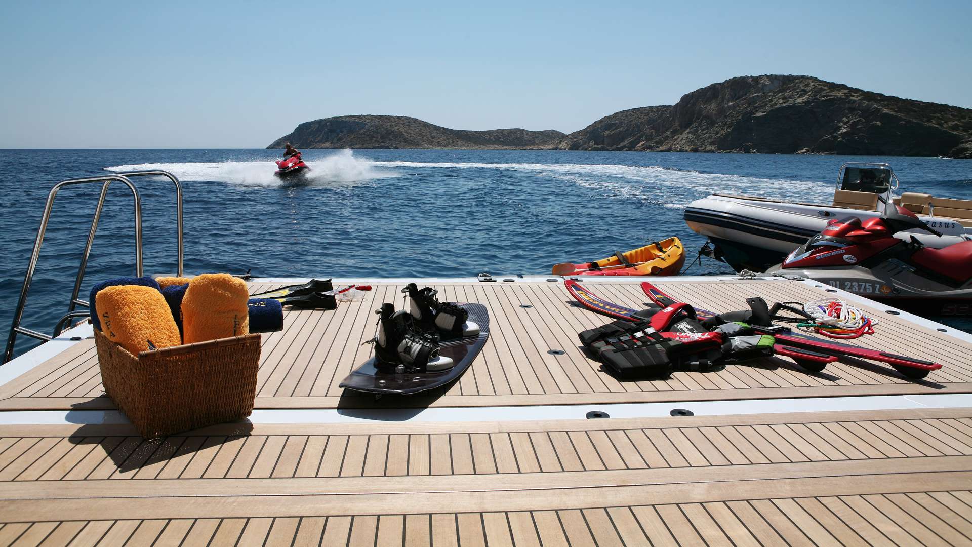 Charter Yacht PEGASUS - Feadship 52m - 6 Cabins - Athens - Mykonos - Paros - Santorini - Cyclades - Greece