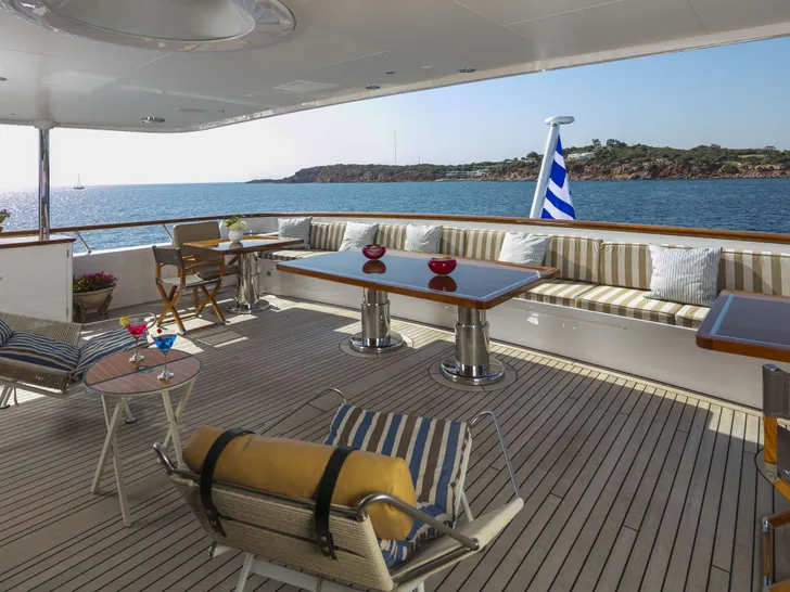 PEGASUS Feadship 52m - main aft deck PEGASUS Feadship 52m - main aft deck