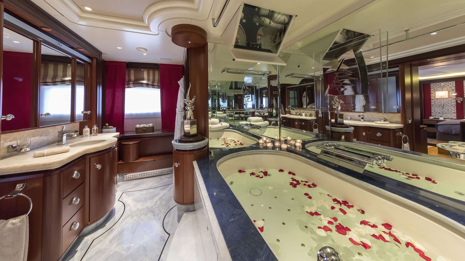Charter Yacht PEGASUS - Feadship 52m - 6 Cabins - Athens - Mykonos - Paros - Santorini - Cyclades - Greece