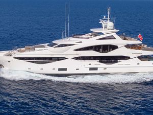 AQUA LIBRA - Sunseeker 131 - 5 Cabins - Athens - Mykonos - Greece AQUA LIBRA - Sunseeker 131 - 5 Cabins - Athens - Mykonos - Greece