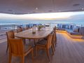 Upper deck Dining /Lounge area
