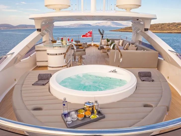 Sundeck Sundeck