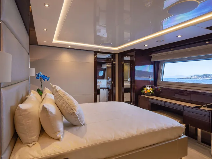 VIP Cabin