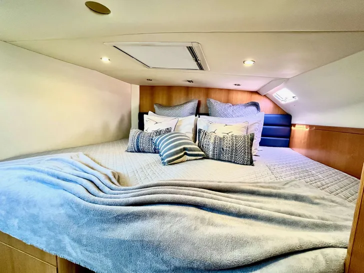 CURANTA CRIDHE Discovery 50 - VIP cabin 1 CURANTA CRIDHE Discovery 50 - VIP cabin 1