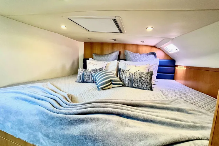 Charter Yacht CURANTA CRIDHE - Discovery 50 - 3 Cabins - Olbia - Porto Rotondo - La Maddalena - Sardinia - Italy