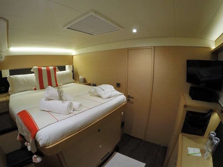 BAGHEERA Lagoon 620 All cabins are ensuite with head and shower.