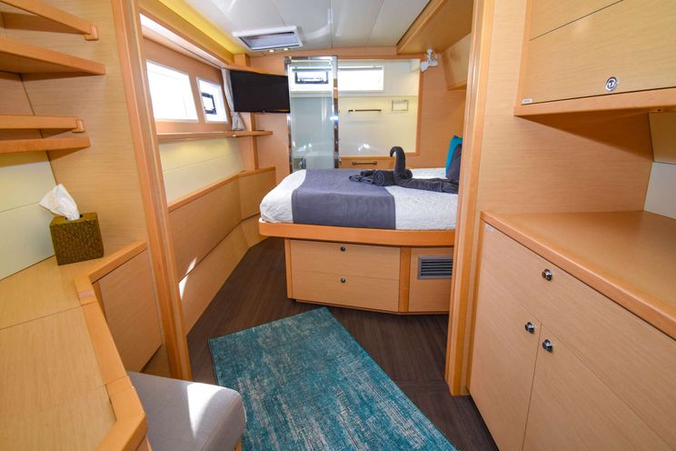 Charter Yacht SHANGRI LA - Lagoon 52 - 4 Cabins - St Thomas - St John - Virgin Islands