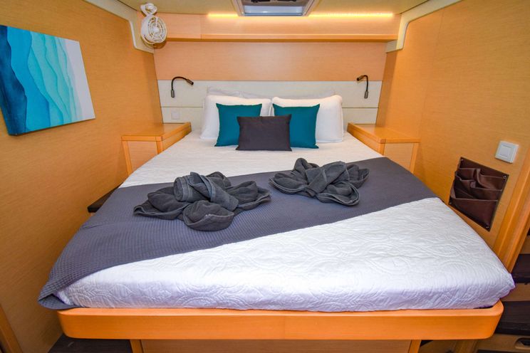 Charter Yacht SHANGRI LA - Lagoon 52 - 4 Cabins - St Thomas - St John - Virgin Islands