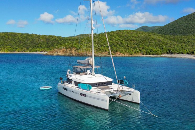 Charter Yacht SHANGRI LA - Lagoon 52 - 4 Cabins - St Thomas - St John - Virgin Islands