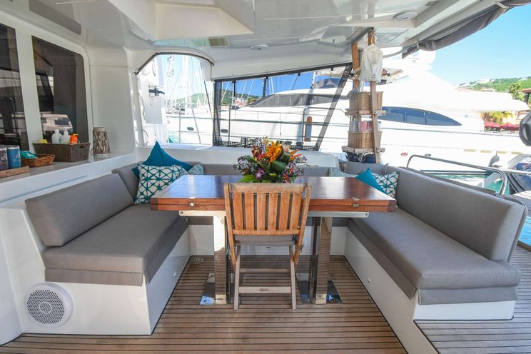 Charter Yacht SHANGRI LA - Lagoon 52 - 4 Cabins - St Thomas - St John - Virgin Islands