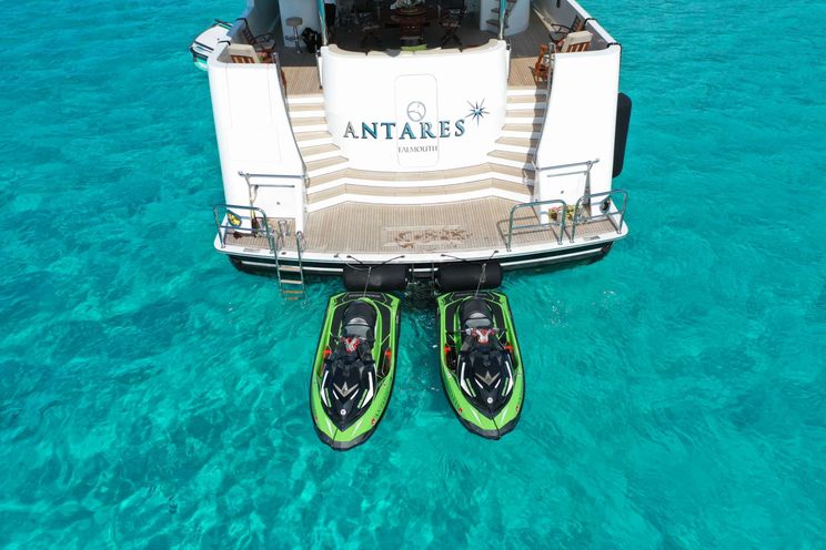 Charter Yacht ANTARES - Westport 130 - 5 Cabins - Bahamas - Nassau - Staniel Cay - Exumas