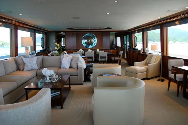Charter Yacht ANTARES - Westport 130 - 5 Cabins - Bahamas - Nassau - Staniel Cay - Exumas