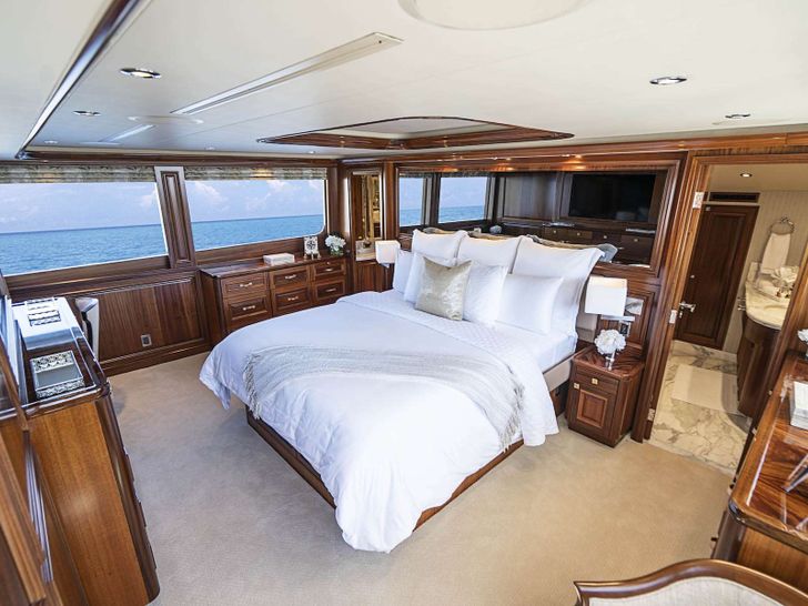 ANTARES - Westport 130 On Deck Master ANTARES - Westport 130 On Deck Master