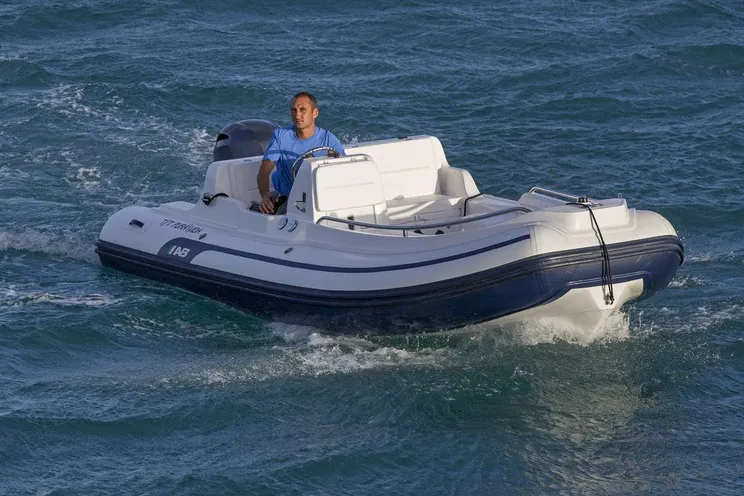 Charter Yacht PURA VIDA - Moonen 98 - 4 Cabins - Nassau - Marsh Harbour - Bahamas - Caribbean