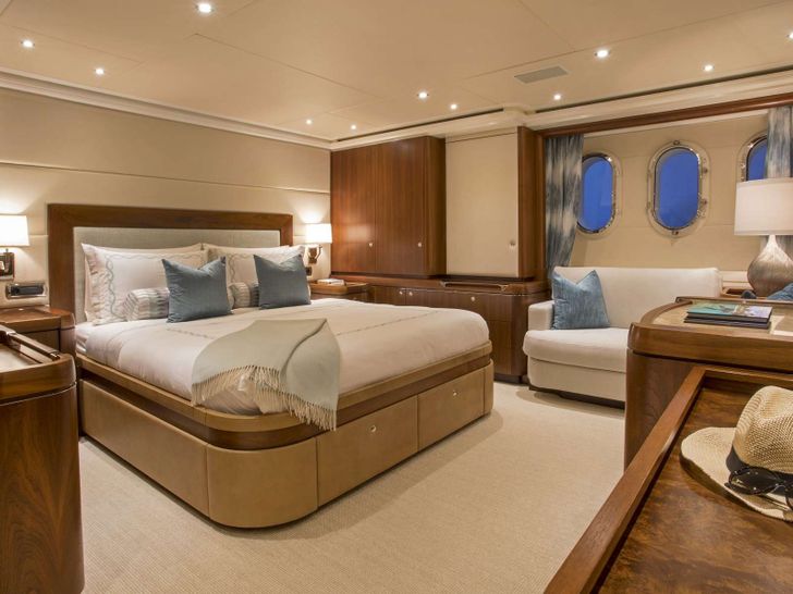 Pura Vida - Master Stateroom