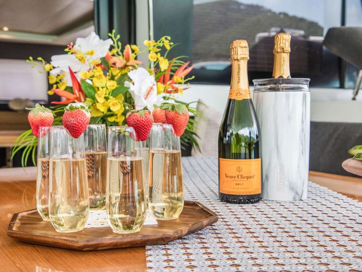 ULTRA Lagoon 630 - Wine ULTRA Lagoon 630 - Wine