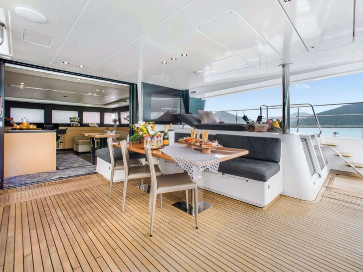 ULTRA Lagoon 630 - Aft Deck ULTRA Lagoon 630 - Aft Deck