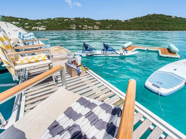 ULTRA Lagoon 630 - Water Toys ULTRA Lagoon 630 - Water Toys