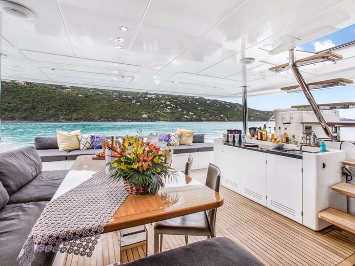 ULTRA Lagoon 630 - Aft Deck Dining Area ULTRA Lagoon 630 - Aft Deck Dining Area