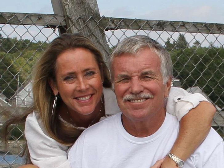 Vince and Linda Stracener have a passion for being on the water and a commitment to excellence. The beauty of the ocean will be shared through their stories and lived through experience. Their attention to detail will ensure a spectacular vacation. Whethe