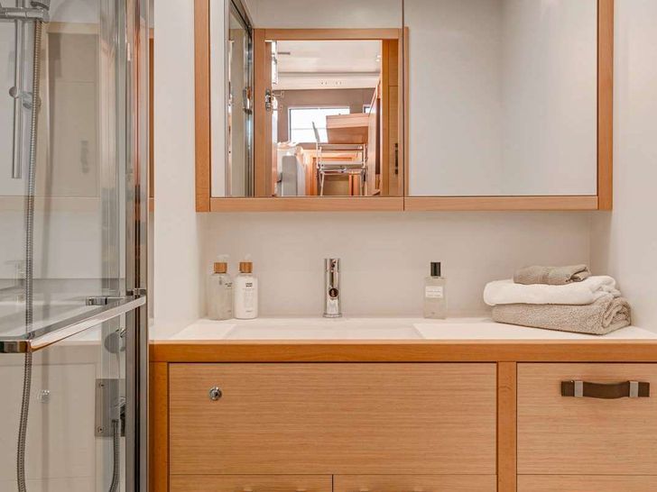 Bathroom Bathroom