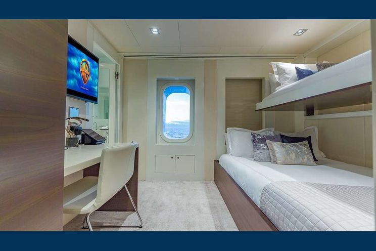 Charter Yacht BIG SKY - Oceanfast 48m - 5 Cabins - Nassau - Staniel Cay - Exumas