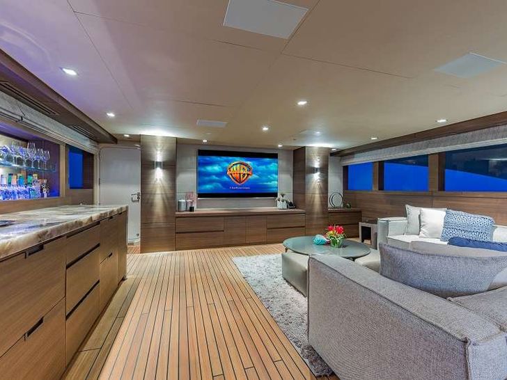 BIG SKY Oceanfast 48m - sky lounge BIG SKY Oceanfast 48m - sky lounge