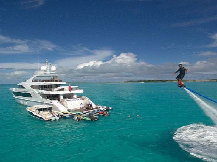 BIG SKY Oceanfast 48m anchored with water toys