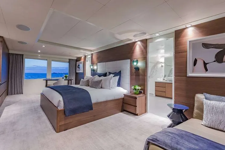 Charter Yacht BIG SKY - Oceanfast 48m - 5 Cabins - Papeete - Moorea - Tahiti