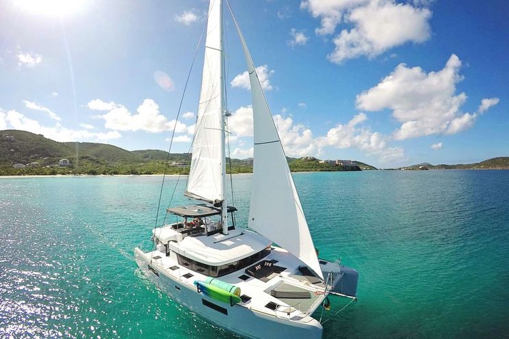 Charter Yacht ISLAND HOPPIN - Lagoon 52 - 4 Cabins - St Thomas - St John - St Croix