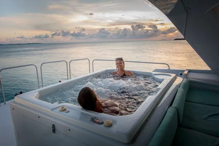 Charter Yacht IMPULSE - Broward 87 - 3 Cabins - Nassau - Exumas - Bahamas