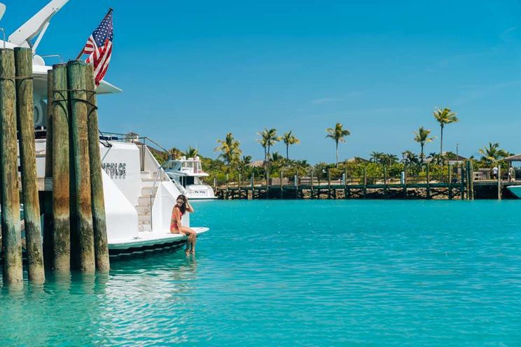 Charter Yacht IMPULSE - Broward 87 - 3 Cabins - Nassau - Exumas - Bahamas