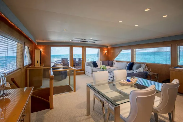 Charter Yacht IMPULSE - Broward 87 - 3 Cabins - Nassau - Exumas - Bahamas