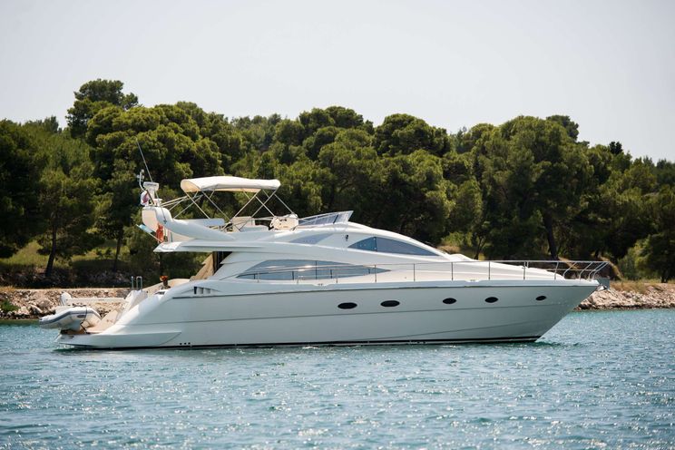 Charter Yacht SENZA PAROLA - Aicon 56 S Fly - 3 Cabins - Sibenik - Split - Croatia
