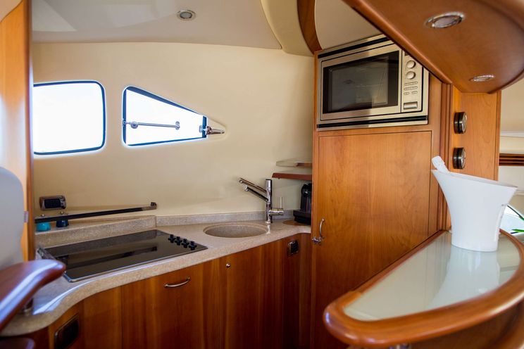 Charter Yacht SENZA PAROLA - Aicon 56 S Fly - 3 Cabins - Sibenik - Split - Croatia