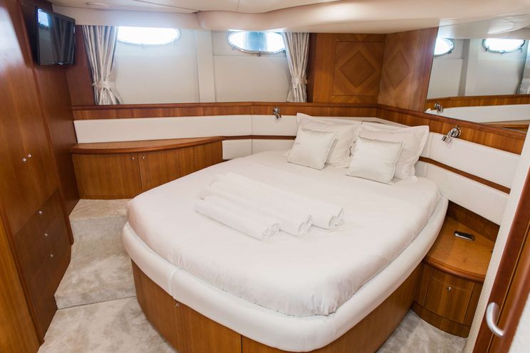 Charter Yacht SENZA PAROLA - Aicon 56 S Fly - 3 Cabins - Sibenik - Split - Croatia