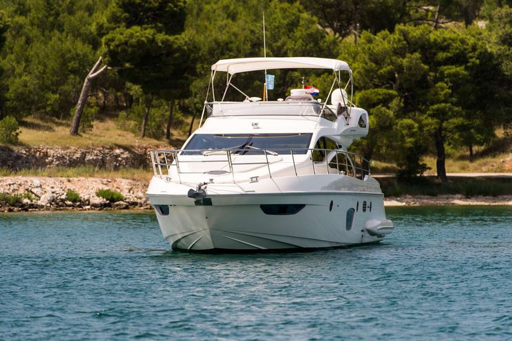 Charter Yacht SKYFALL - Azimut 47 Fly - 3 Cabins - Sibenik - Split - Croatia