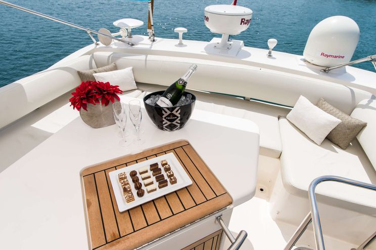 Charter Yacht SKYFALL - Azimut 47 Fly - 3 Cabins - Sibenik - Split - Croatia